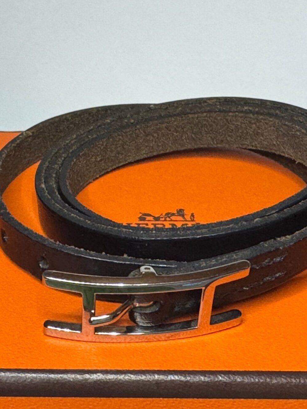 Vintage Hermès Leather Wrap Hapi 3 Bracelet authentic 29.5" with box GS797